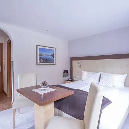 Patteriol Apart-hotel-garni Hotel