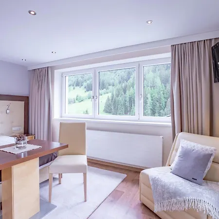 Patteriol Apart-hotel-garni Hotel 3*